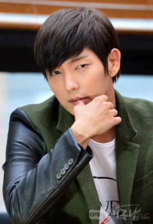1. Lee Joon Gi